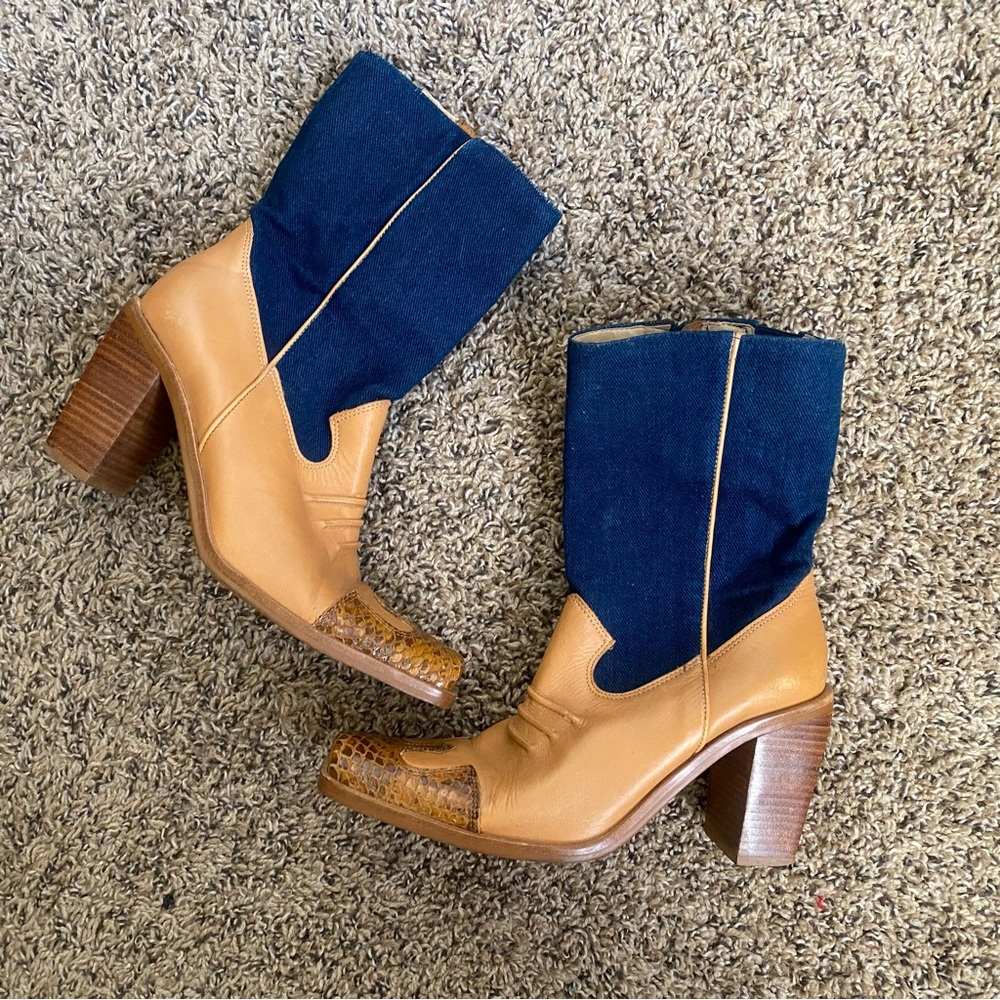 Vintage Y2K 90’s River Stone Denim Heeled Western Boots
